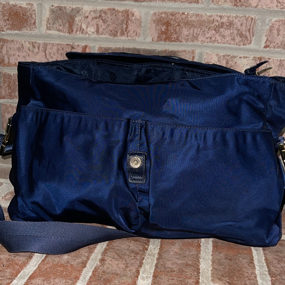 Womens Tory Burch navy blue diaper carrier - Picture 12 of 13